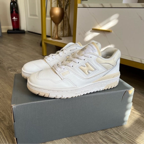 New Balance Cream and White 550 Sneakers - Picture 3 of 6